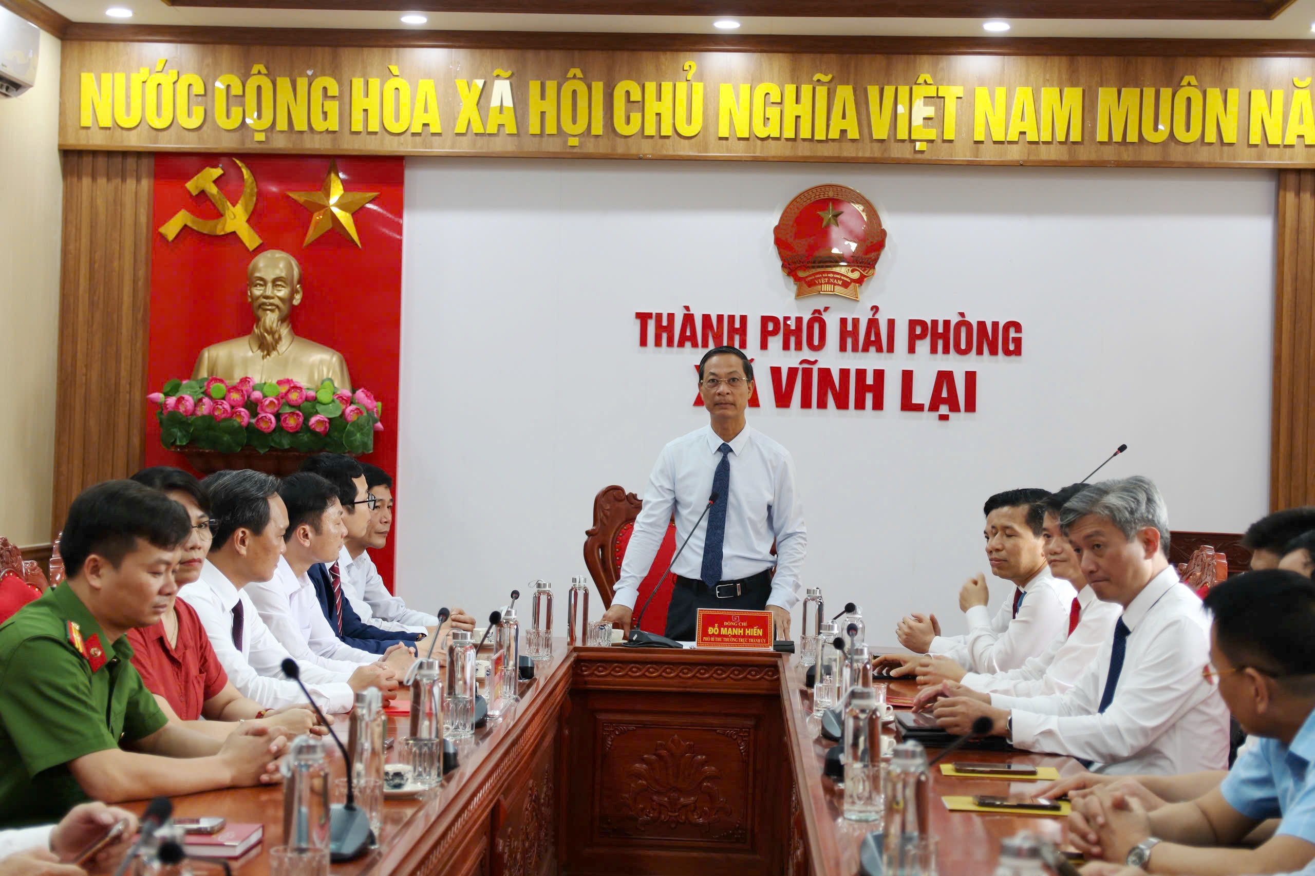 Đồng ch&iacute; Đỗ Mạnh Hiến, Ph&oacute; B&iacute; thư Thường trực Th&agrave;nh uỷ ph&aacute;t biểu tại Hội nghị.