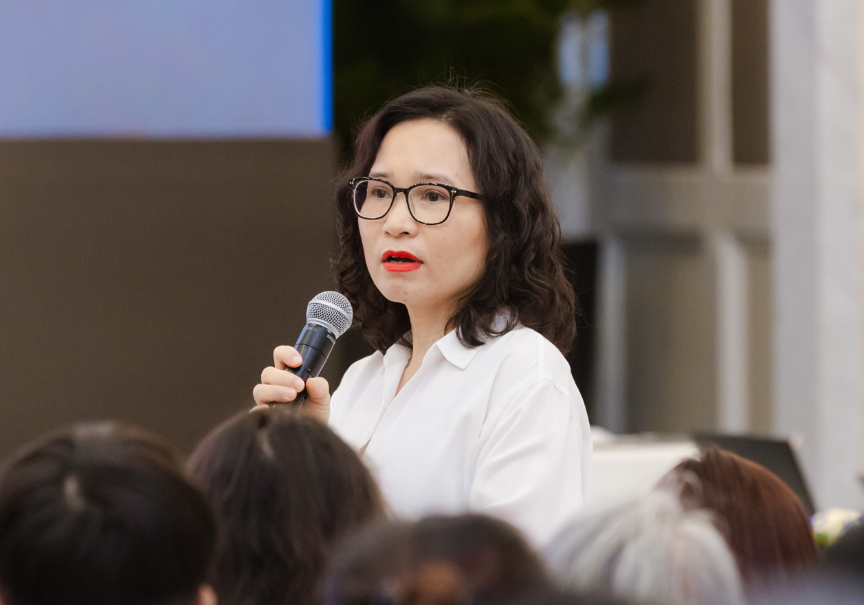 B&agrave; Nguyễn Thị Thảo Nguy&ecirc;n &ndash; Ph&oacute; Tổng gi&aacute;m đốc Tập đo&agrave;n H&ograve;a Ph&aacute;t