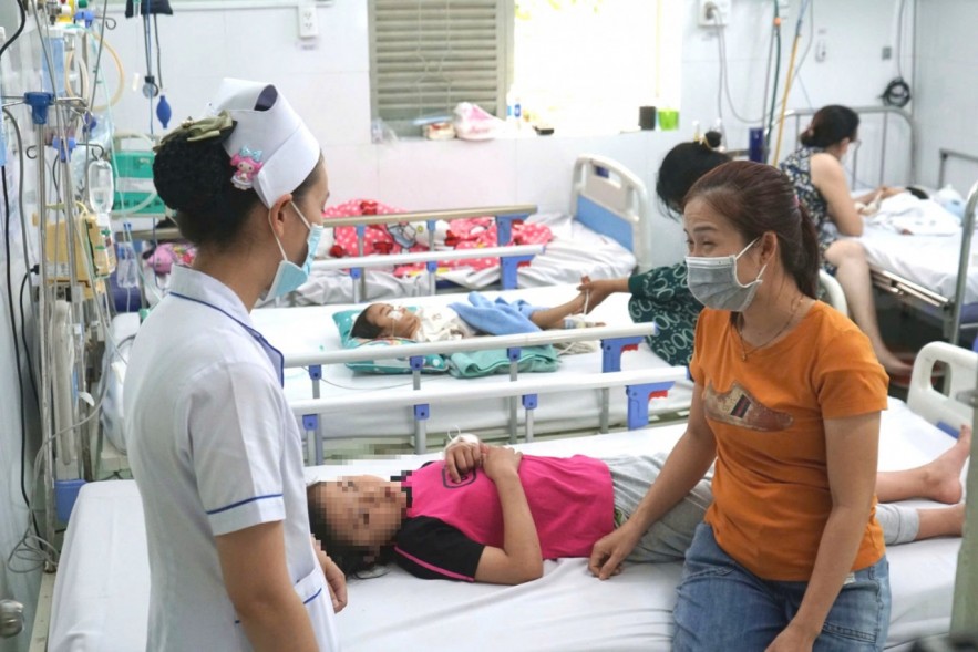 Ca mắc sốt xuất huyết đang c&oacute; xu hướng tăng (Ảnh: TL)