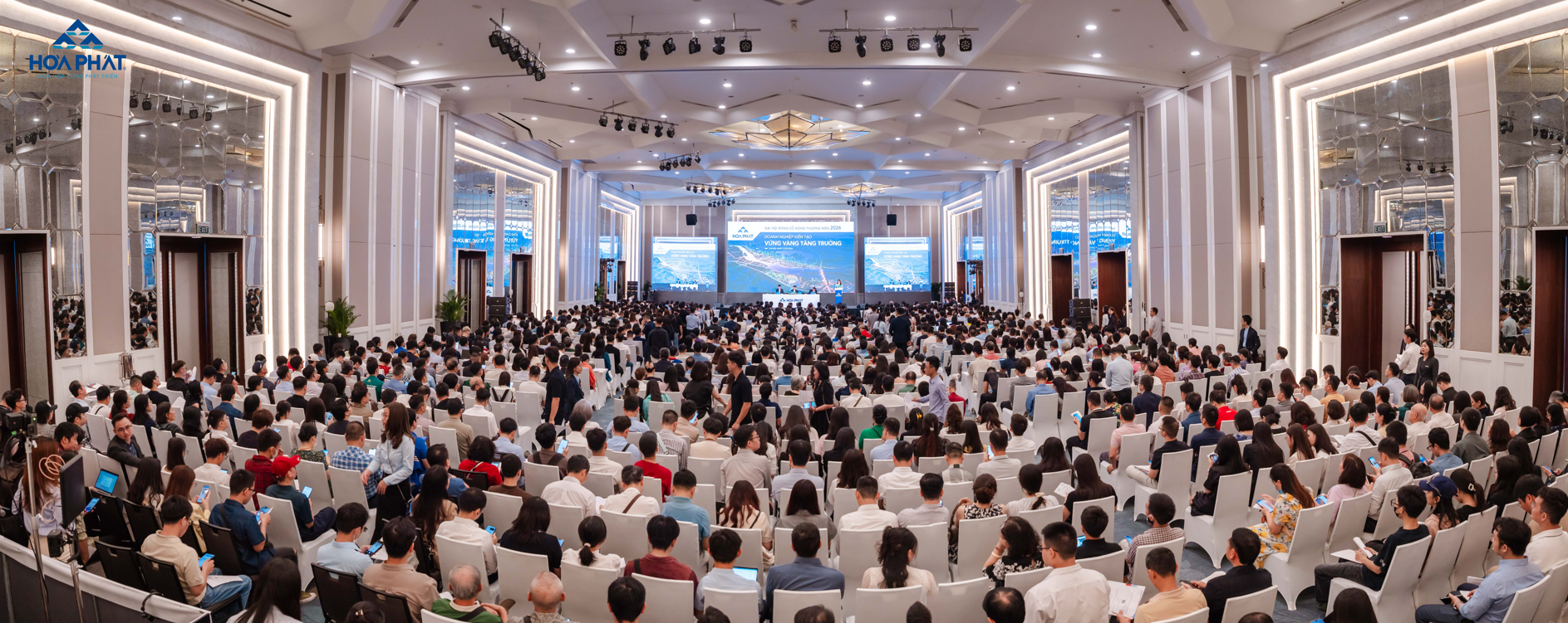 Đại hội c&oacute; sự tham dự của 1.300 cổ đ&ocirc;ng v&agrave; đại biểu, đại diện cho hơn 5 tỷ cổ phần, chiếm tỷ lệ 68% cổ phần c&oacute; quyền biểu quyết. Ảnh: HPG