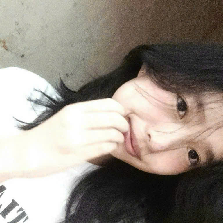 Em Huỳnh Thị Diệu Hoa, học sinh lớp 12A1, Trường THPT C&aacute;t Ti&ecirc;n, tỉnh L&acirc;m Đồng