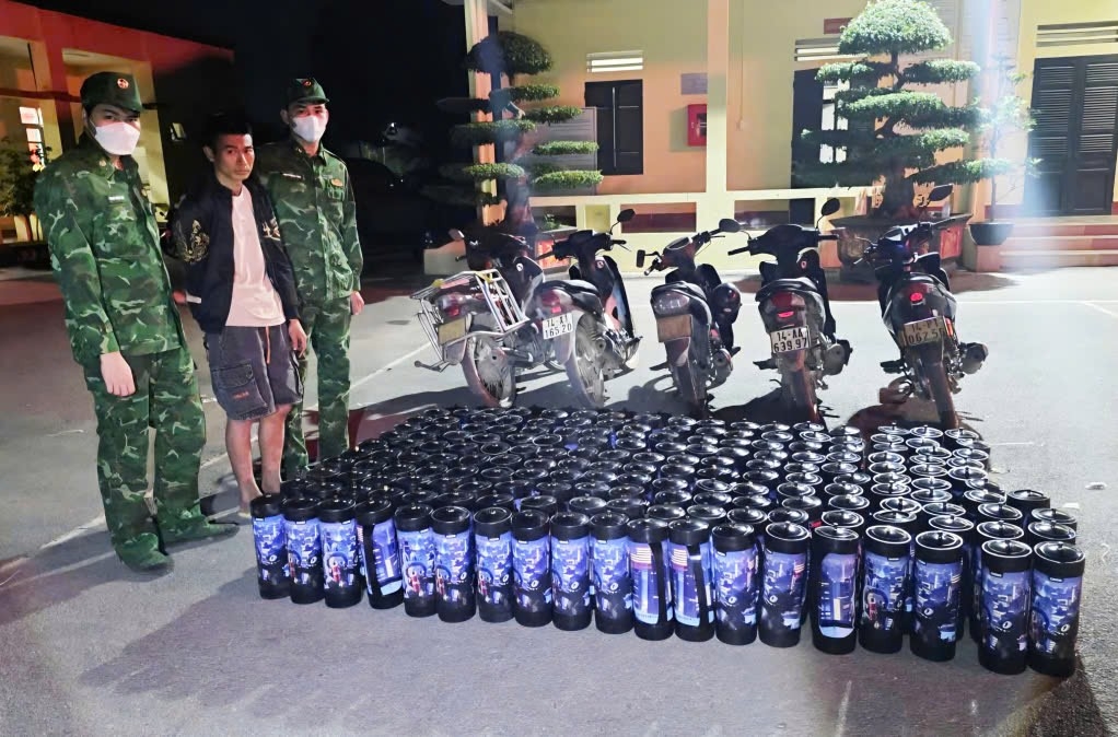 Quảng Ninh: Liên tiếp phát hiện, bắt giữ nhiều vụ vận chuyển khí cười