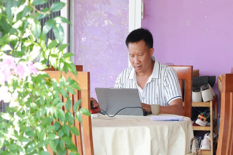 L&agrave; một người n&ocirc;ng d&acirc;n nhưng anh B&ugrave;i Ngọc Ch&acirc;u cũng rất y&ecirc;u th&iacute;ch nghi&ecirc;n cứu khoa học.