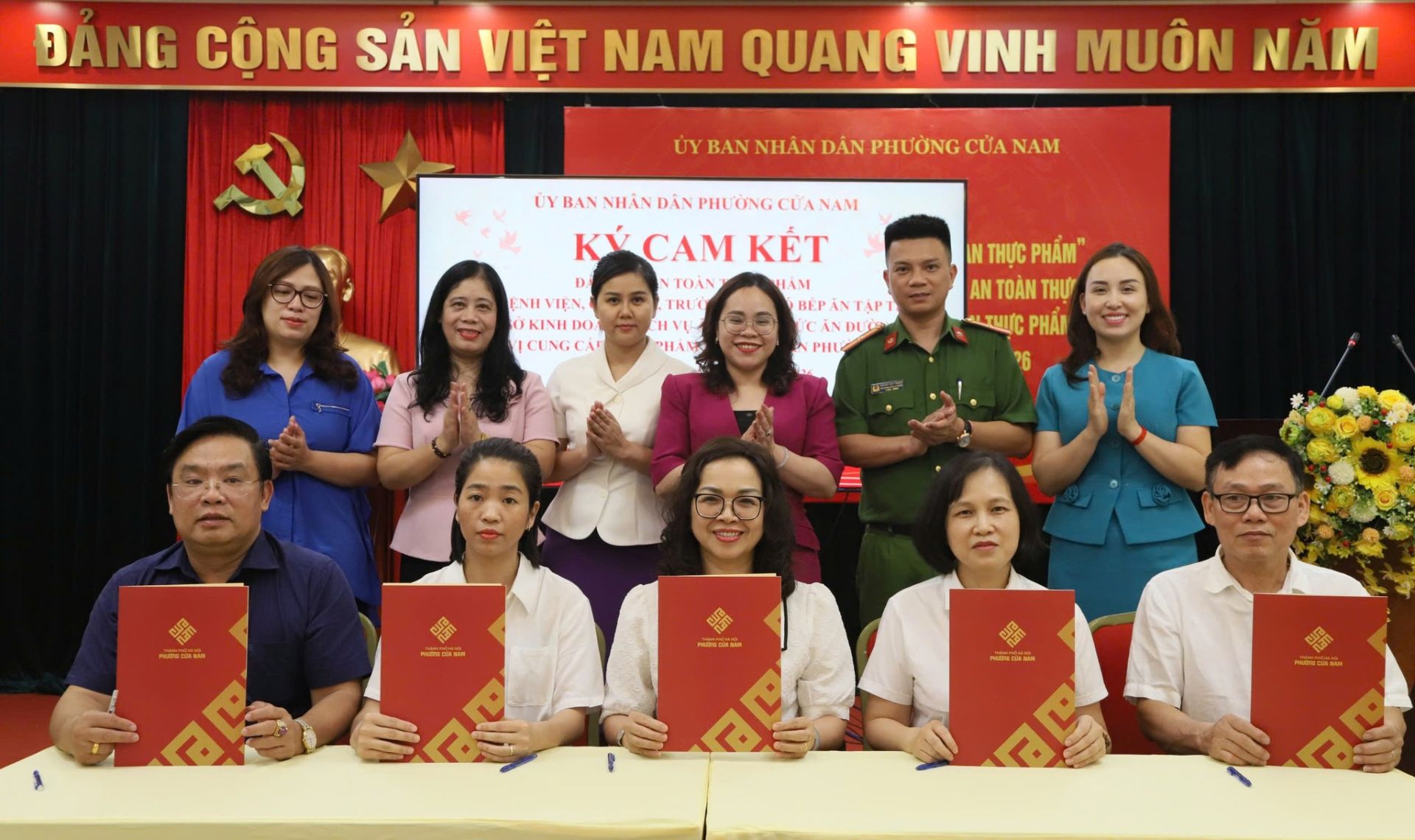 Hà Nội: Phường Cửa Nam ra mắt 5 tổ giám sát, siết chặt “điểm nghẽn” an toàn thực phẩm