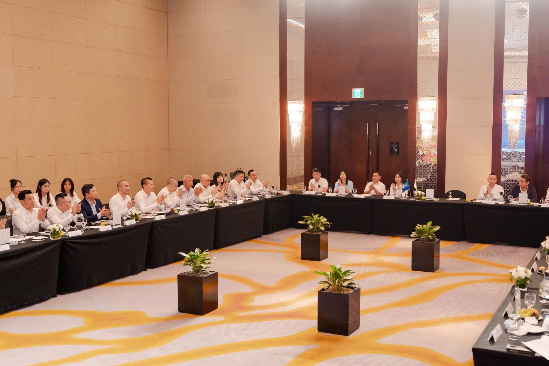 Phiên làm việc cấp cao CSCEC 2 – TIG thúc đẩy hợp tác chiến lược Phiên làm việc cấp cao CSCEC 2 – TIG thúc đẩy hợp tác chiến lược