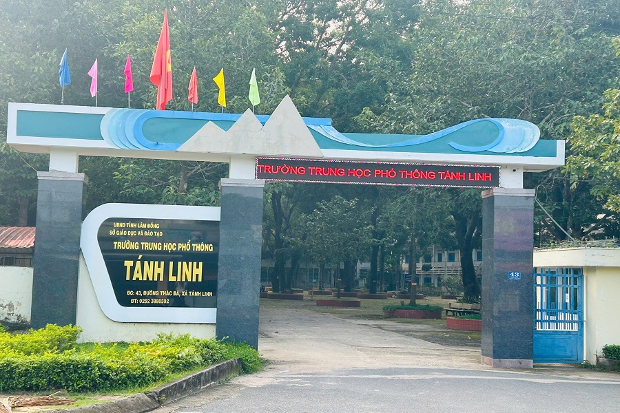 Lâm Đồng: Trường THPT Tánh Linh - Điểm sáng trong phát triển Đảng trong học sinh