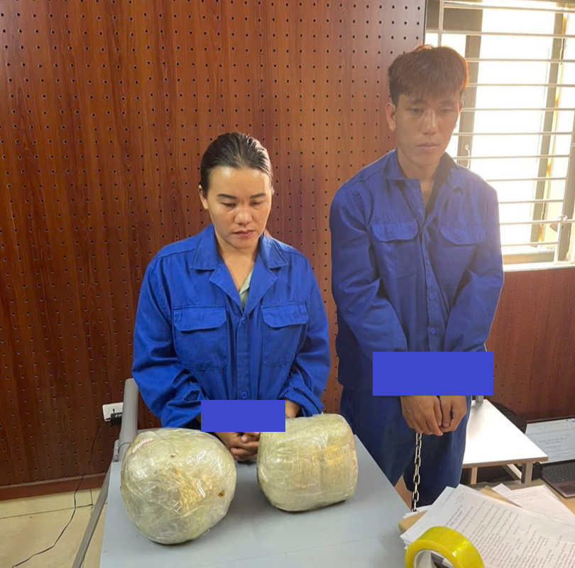 Hai đối tượng c&ugrave;ng tang vật