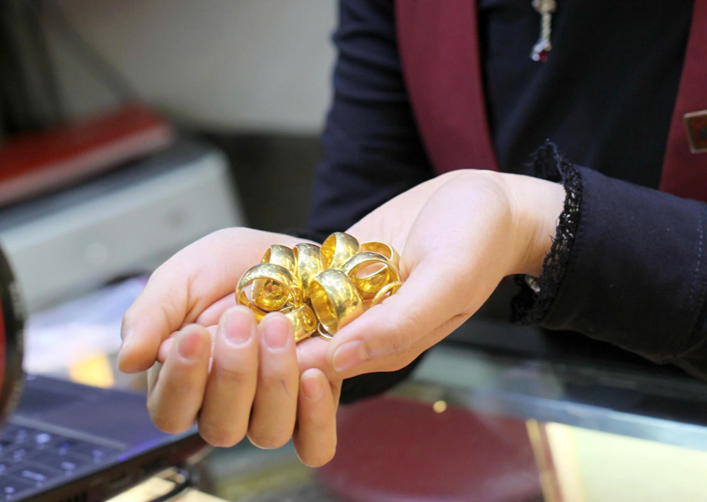 Khơi thông nguồn vàng trong dân, hỗ trợ doanh nghiệp chế tác xuất khẩu