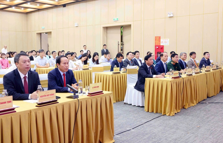 Ph&oacute; Thủ tướng Ch&iacute;nh phủ L&ecirc; Tiến Ch&acirc;u dự Lễ Khai trương Cơ sở dữ liệu quốc gia về ph&aacute;p luật (phi&ecirc;n bản mới) - Ảnh: VGP