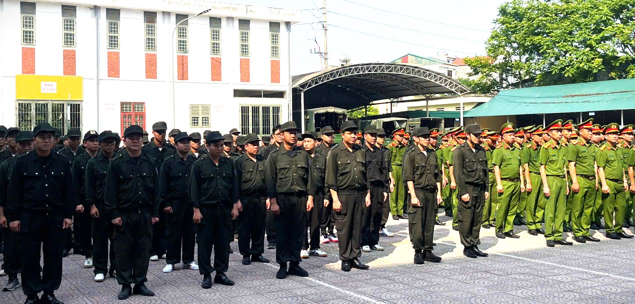 Việc huấn luyện c&aacute;n bộ, chiến sĩ Trung đo&agrave;n Cảnh s&aacute;t cơ động dự bị chiến đấu nhằm gi&uacute;p cho c&aacute;c lực lượng chủ động, sẵn s&agrave;ng tham gia giải quyết c&aacute;c vụ việc phức tạp về an ninh trật tự