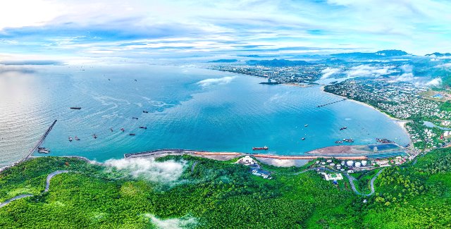 Khởi công cảng Liên Chiểu: Động lực phát triển nhiều lĩnh vực, từ bất động sản đến du lịch…