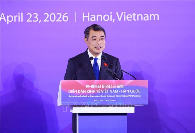 Thủ tướng L&ecirc; Minh Hưng ph&aacute;t biểu tại Diễn đ&agrave;n kinh tế Việt Nam &ndash; H&agrave;n Quốc. Ảnh: Dương Giang/TTXVN