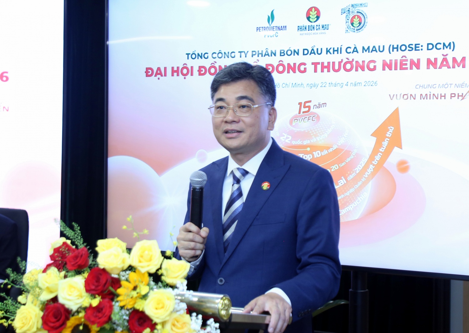 Chủ tịch HĐQT PVCFC Trần Ngọc Nguy&ecirc;n nhấn mạnh, đ&acirc;y kh&ocirc;ng chỉ l&agrave; kỳ đại hội thường ni&ecirc;n, m&agrave; c&ograve;n l&agrave; dấu mốc quan trọng kh&eacute;p lại chặng đường 15 năm h&igrave;nh th&agrave;nh, ph&aacute;t triển của doanh nghiệp