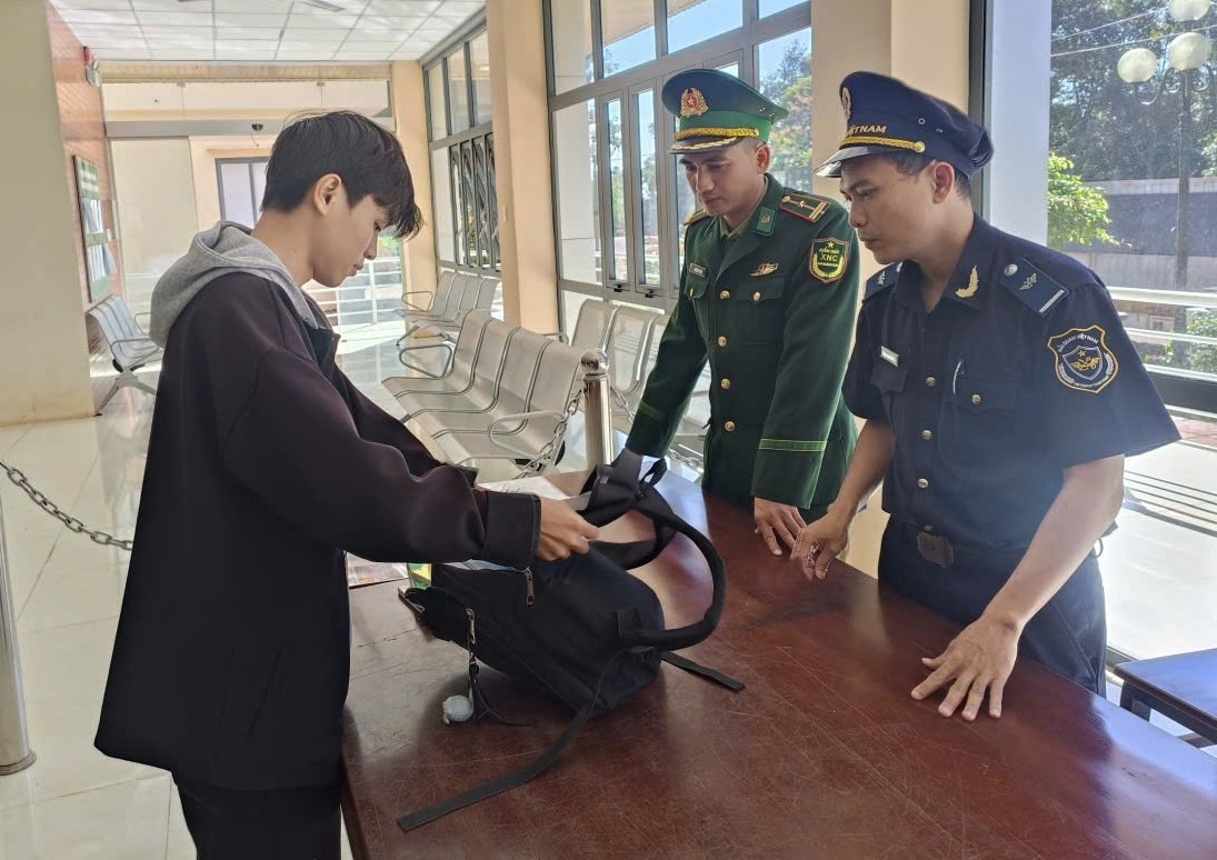 Hải quan cửa khẩu Buprăng: Kim ngạch xuất nhập khẩu 4 tháng năm 2026 đạt 241,83 triệu USD