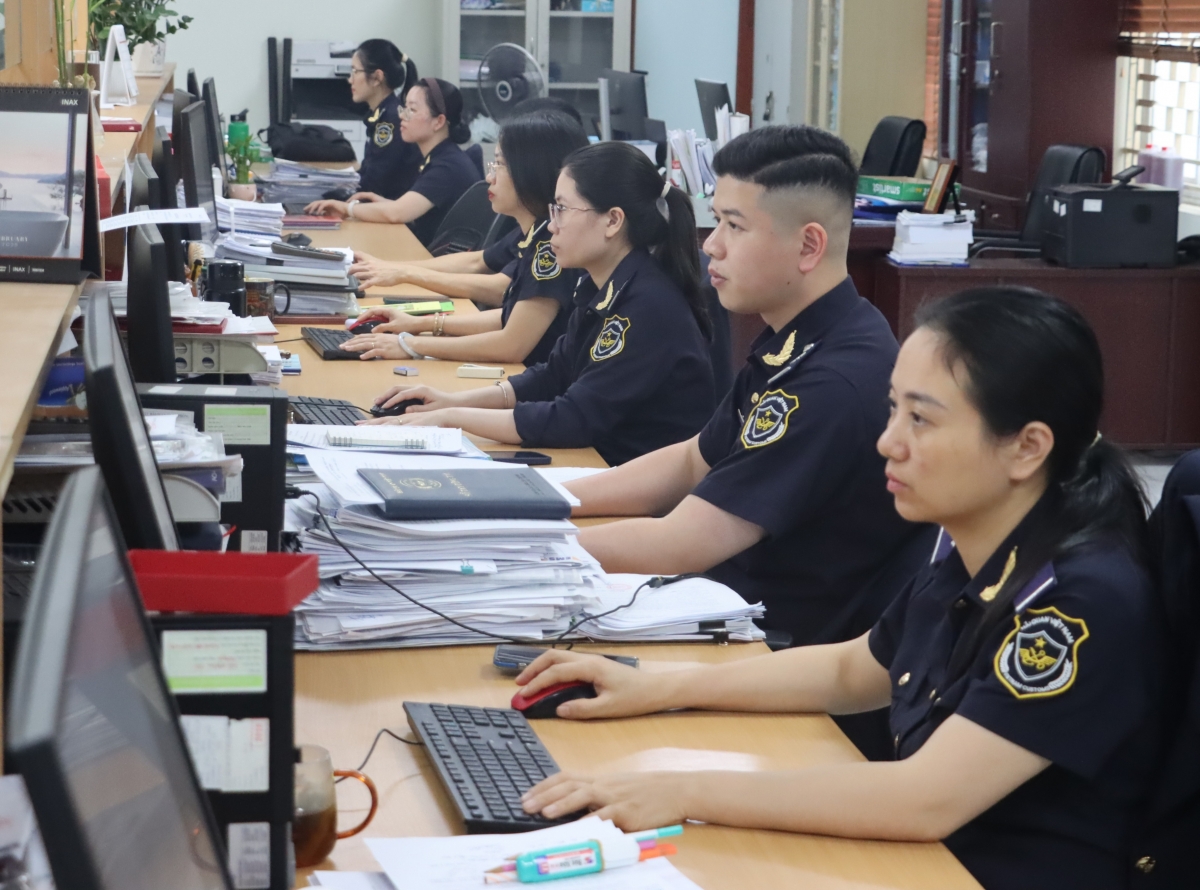 Hải quan Hưng Yên: Thu ngân sách đến ngày 21/4 đạt 1.824 tỷ đồng