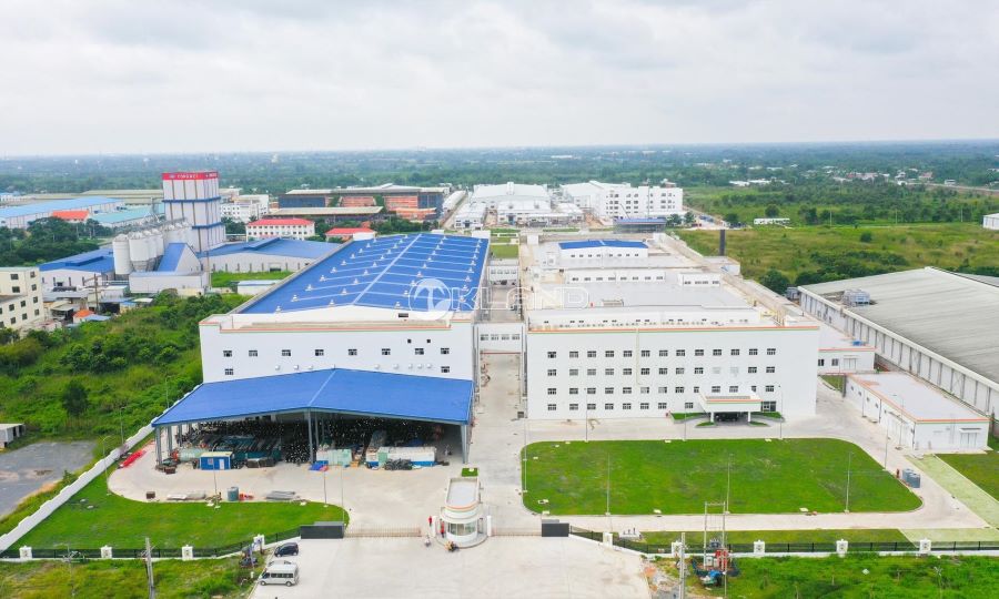 Khu c&ocirc;ng nghiệp Long Giang tỷ lệ lấp đầy đạt hơn 87% với 63 dự &aacute;n đầu tư, tổng vốn đăng k&yacute; tr&ecirc;n 57.000 tỷ đồng.