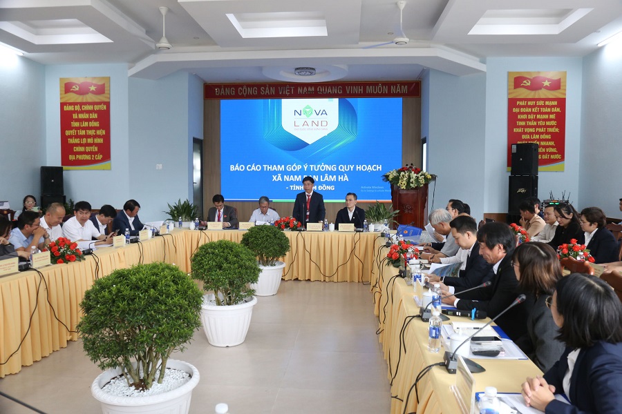 Quang cảnh hội nghị