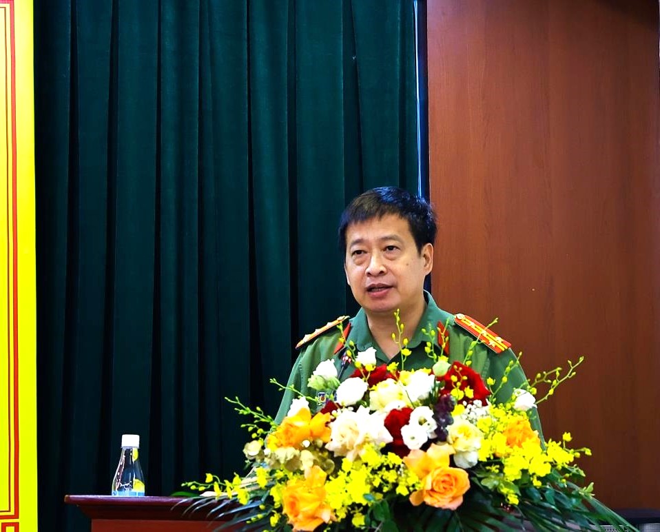 Đại t&aacute; Nguyễn Thanh B&igrave;nh, Ph&oacute; Cục trưởng Cục Truyền th&ocirc;ng C&ocirc;ng an nh&acirc;n d&acirc;n, Tổng Bi&ecirc;n tập B&aacute;o C&ocirc;ng an nh&acirc;n d&acirc;n chủ tr&igrave; tọa đ&agrave;m.