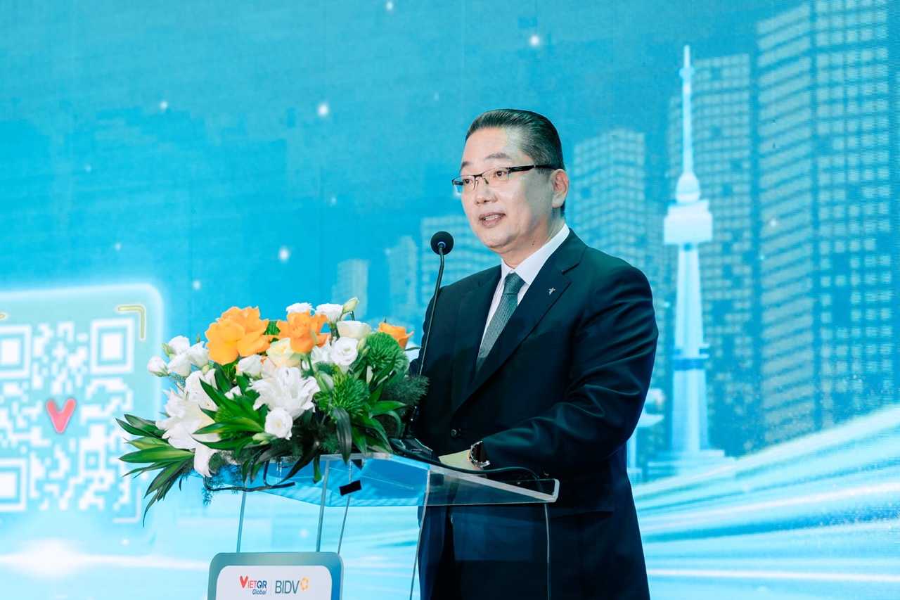 &Ocirc;ng Lee Ho Sung &ndash; Tổng Gi&aacute;m đốc Hana Bank - ph&aacute;t biểu tại sự kiện