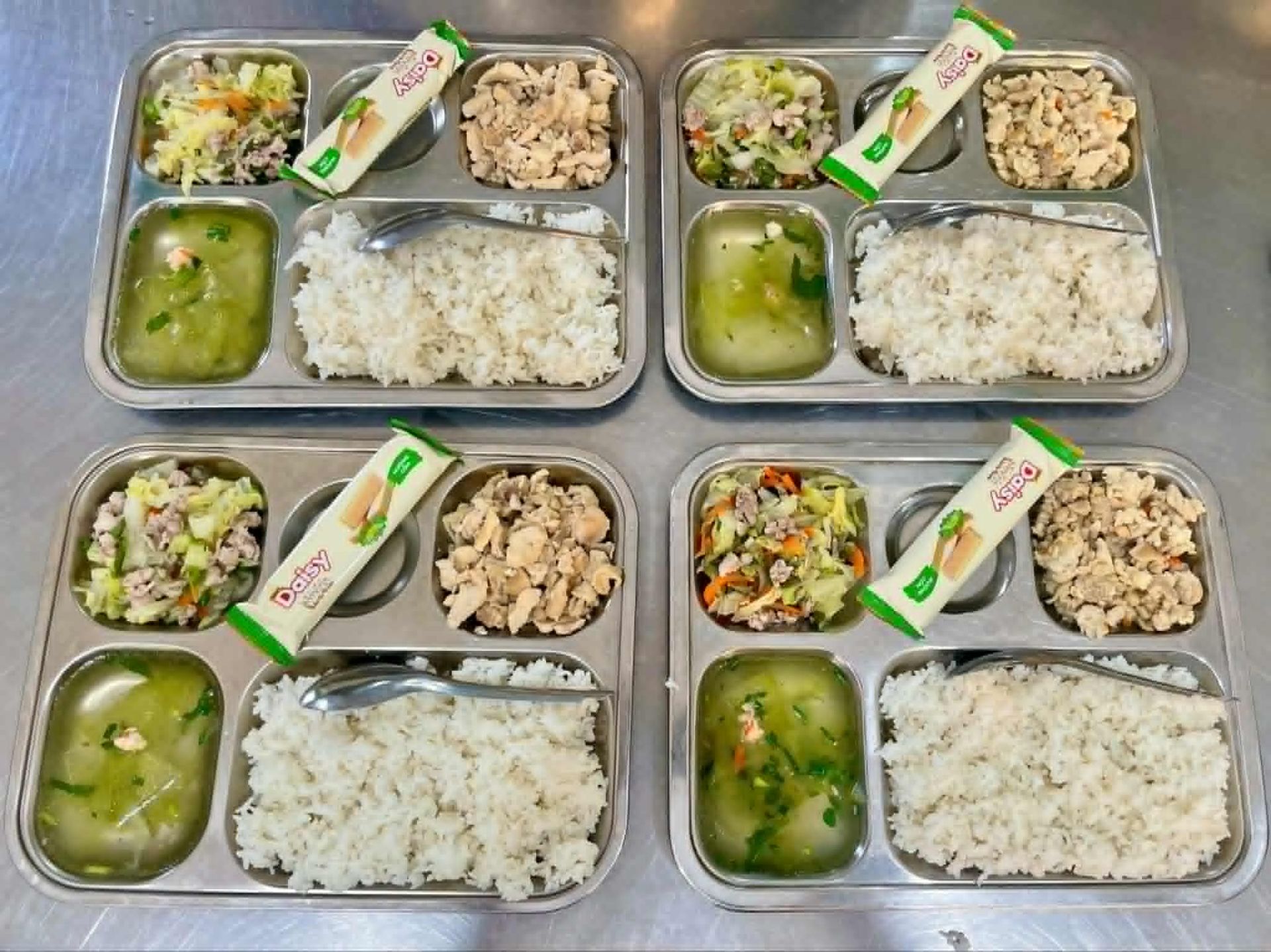 Thanh Hóa: Tăng cường kiểm tra, ngăn chặn thực phẩm bẩn vào bếp ăn tập thể, trường học