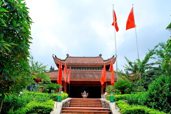 Khu di t&iacute;ch lịch sử quốc gia đặc biệt ATK Định H&oacute;a