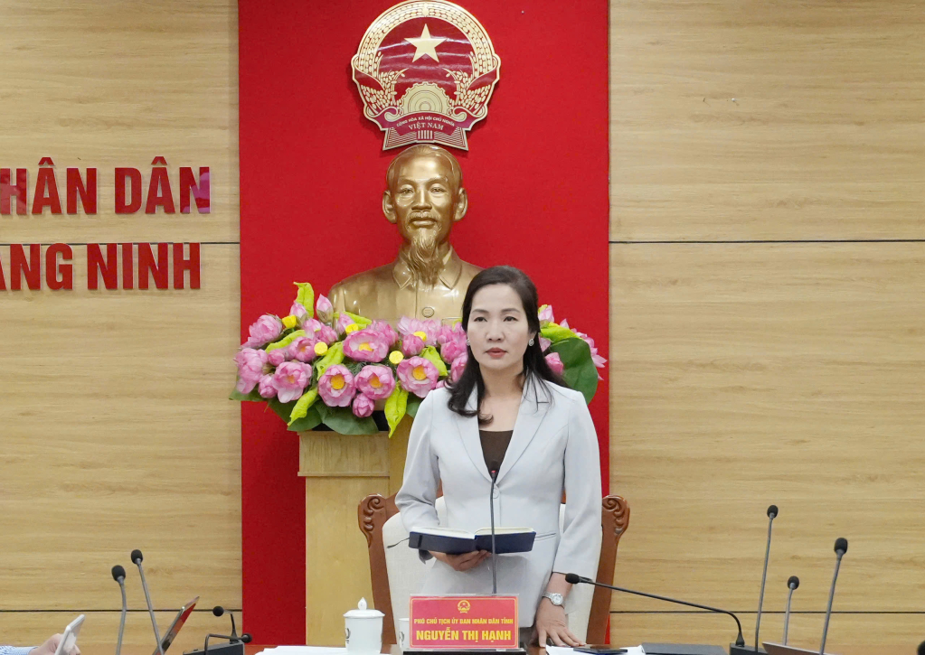 B&agrave; Nguyễn Thị Hạnh, Ph&oacute; Chủ tịch UBND tỉnh Quảng Ninh, Ph&oacute; Trưởng Ban Chỉ đạo, ph&aacute;t biểu kết luận hội nghị