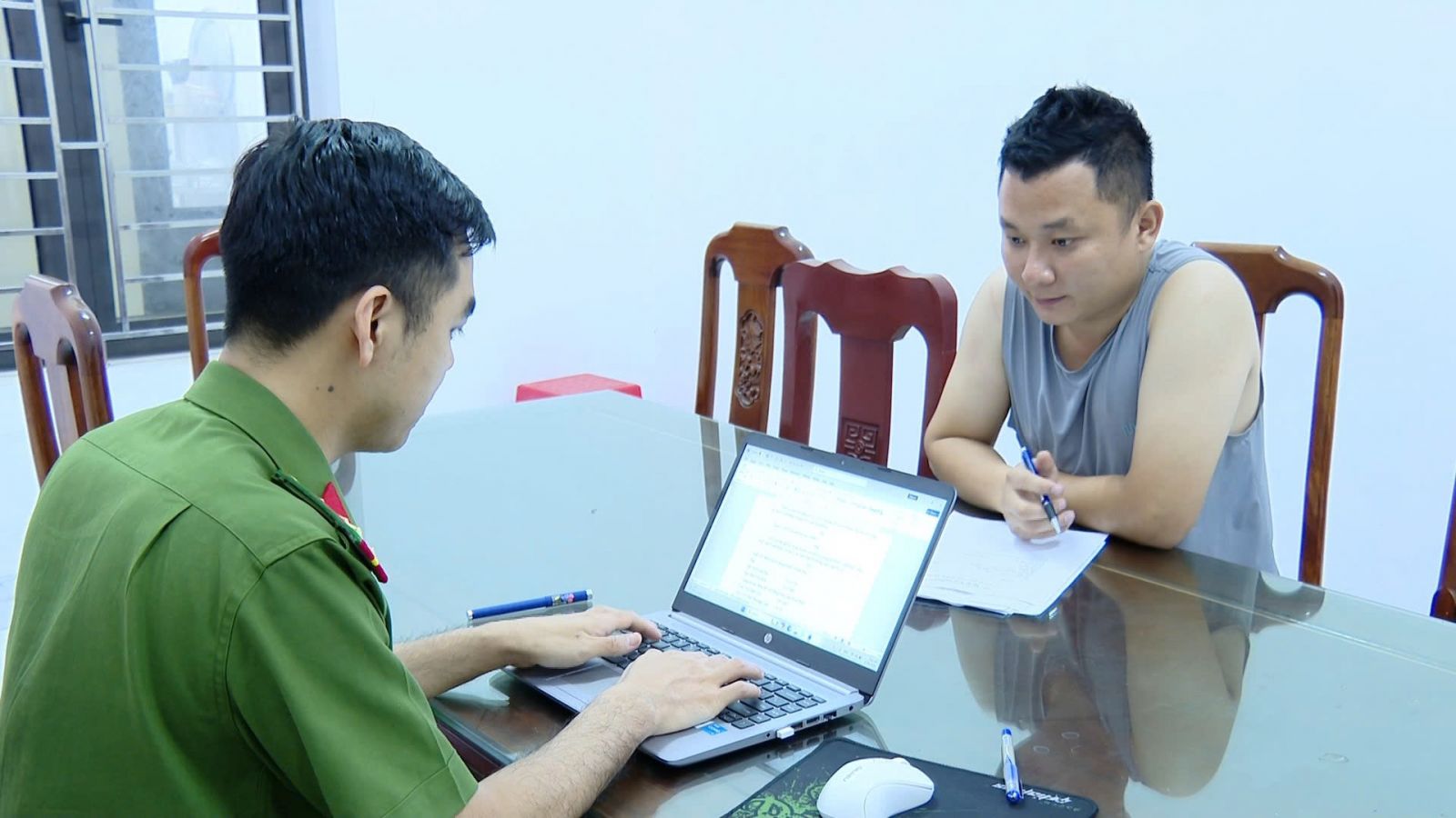 Ninh Bình: Khởi tố vụ án, khởi tố bị can về tội “Vi phạm quy định về khai thác trái phép tài nguyên”