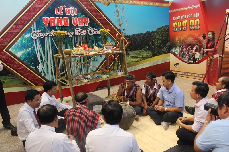 TP. Hồ Chí Minh: Trưng bày “Không gian Văn hóa đồng bào Chơ Ro, bản sắc và sức sống”