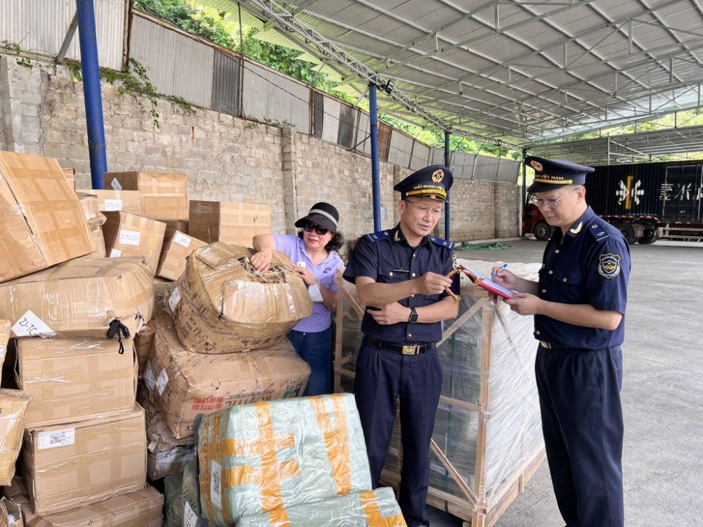 Hải quan cửa khẩu Cốc Nam: Phát hiện, xử lý 26 vụ hàng hóa vi phạm