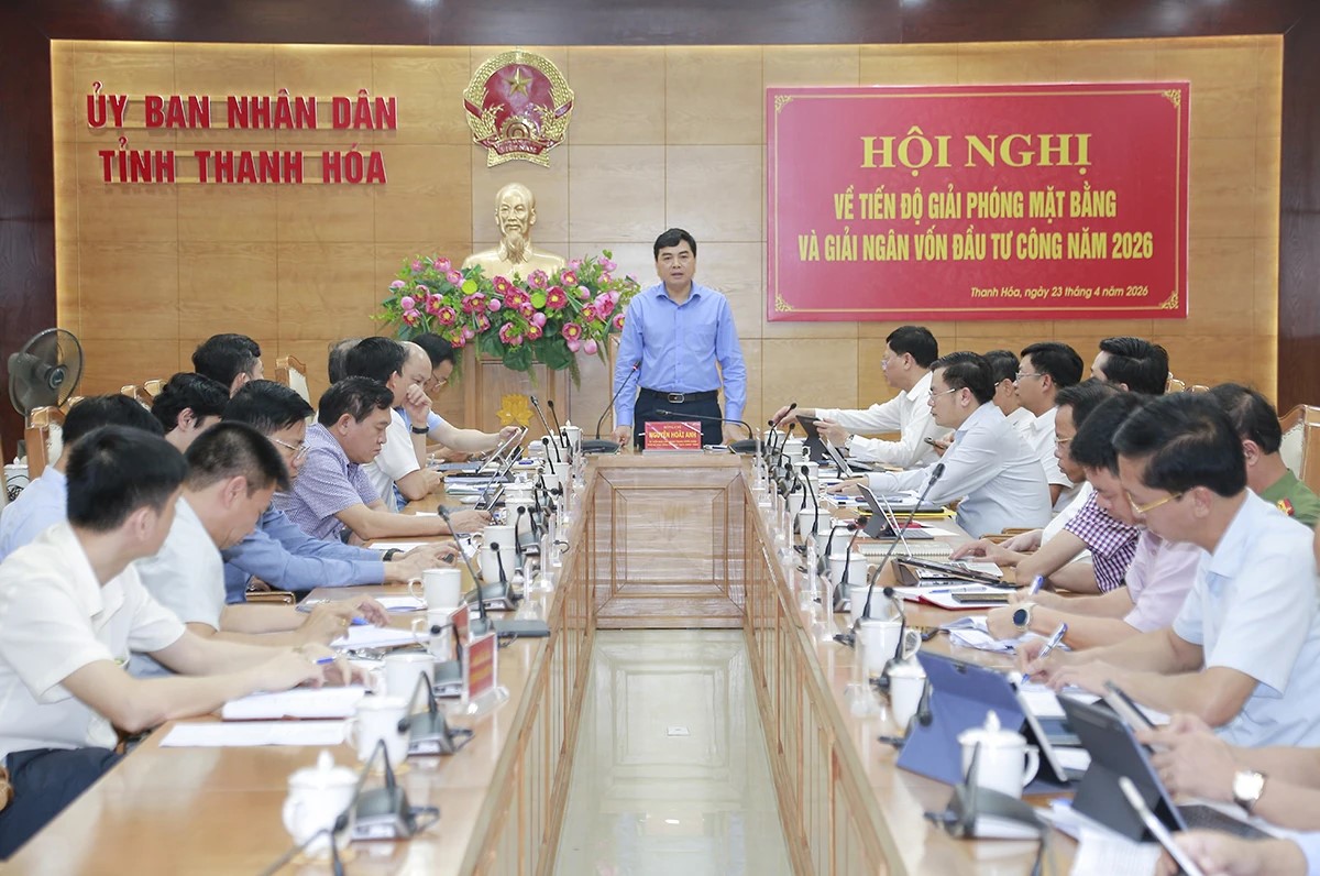 To&agrave;n cảnh hội nghị trực tuyến to&agrave;n tỉnh về tiến độ giải ph&oacute;ng mặt bằng v&agrave; giải ng&acirc;n vốn đầu tư c&ocirc;ng năm 2026