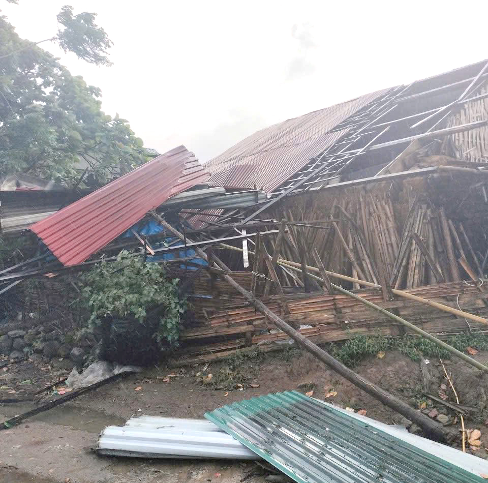 Lào Cai: Mưa dông, lốc, gió giật mạnh gây thiệt hại khoảng 3,5 tỷ đồng