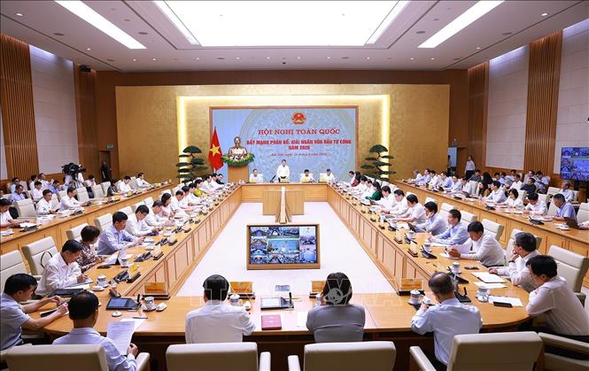 Hội nghị to&agrave;n quốc đẩy mạnh ph&acirc;n bổ, giải ng&acirc;n vốn đầu tư c&ocirc;ng năm 2026. Ảnh: Dương Giang/TTXVN