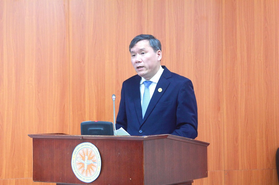 GS.TS. L&ecirc; Văn Lợi ph&aacute;t biểu ch&agrave;o mừng Hội thảo