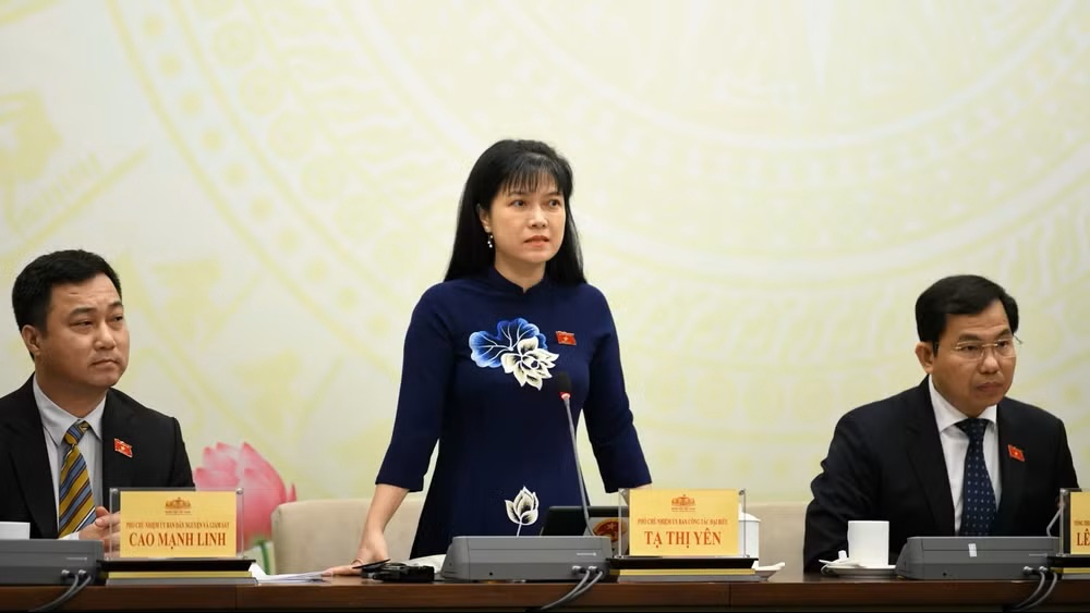 Công tác nhân sự của Kỳ họp được tiến hành nghiêm túc, chặt chẽ và bài bản