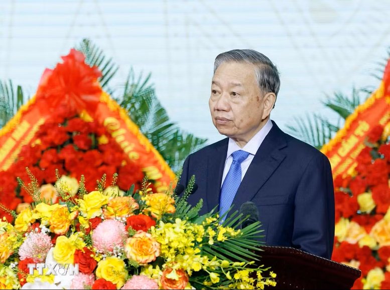 Tổng Bí thư, Chủ tịch nước Tô Lâm: Quân khu 5 phải phát huy vai trò nòng cốt trong xây dựng nền quốc phòng toàn dân