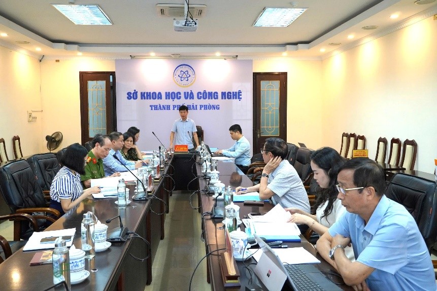 Nghiên cứu đề xuất giải pháp phòng ngừa, ứng phó mối đe dọa an ninh môi trường do ô nhiễm nguồn nước mặt