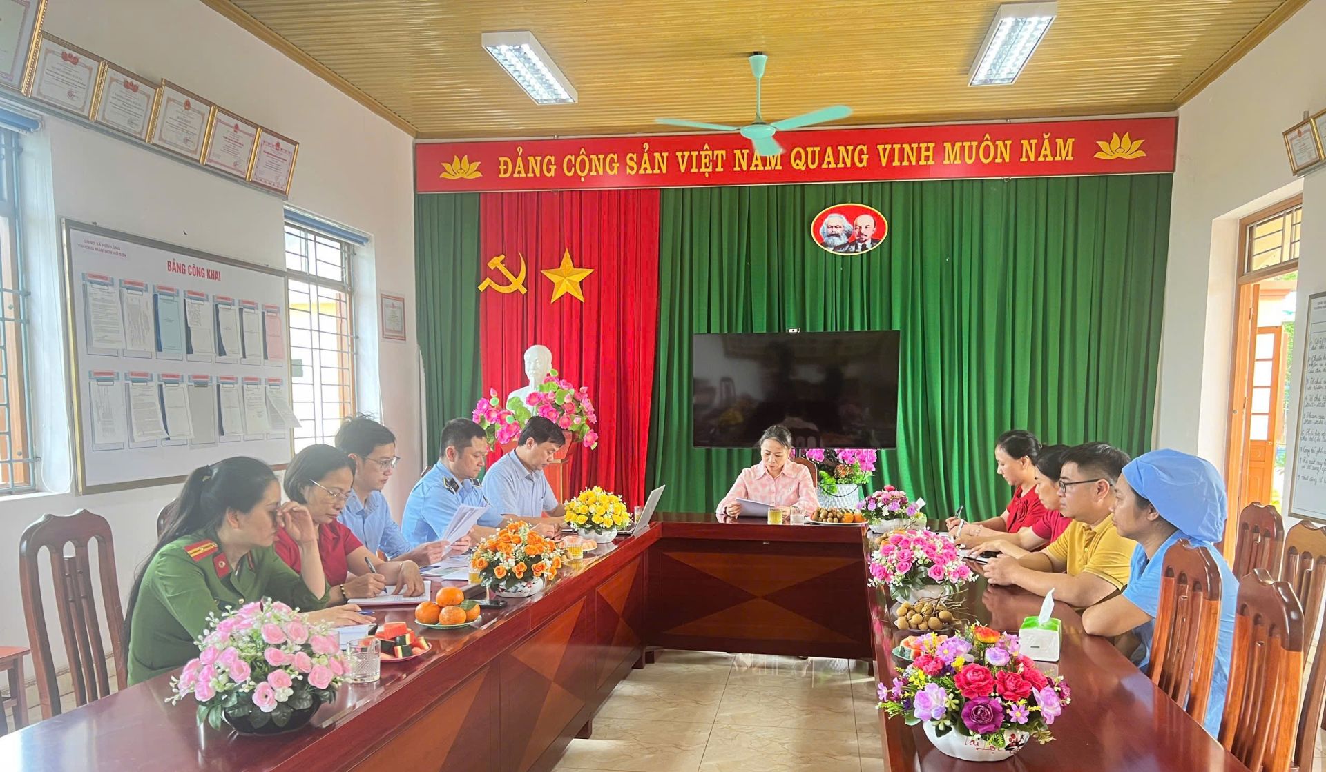 Lạng Sơn: Ra quân kiểm tra an toàn thực phẩm tại các bếp ăn tập thể trên địa bàn xã Hữu Lũng