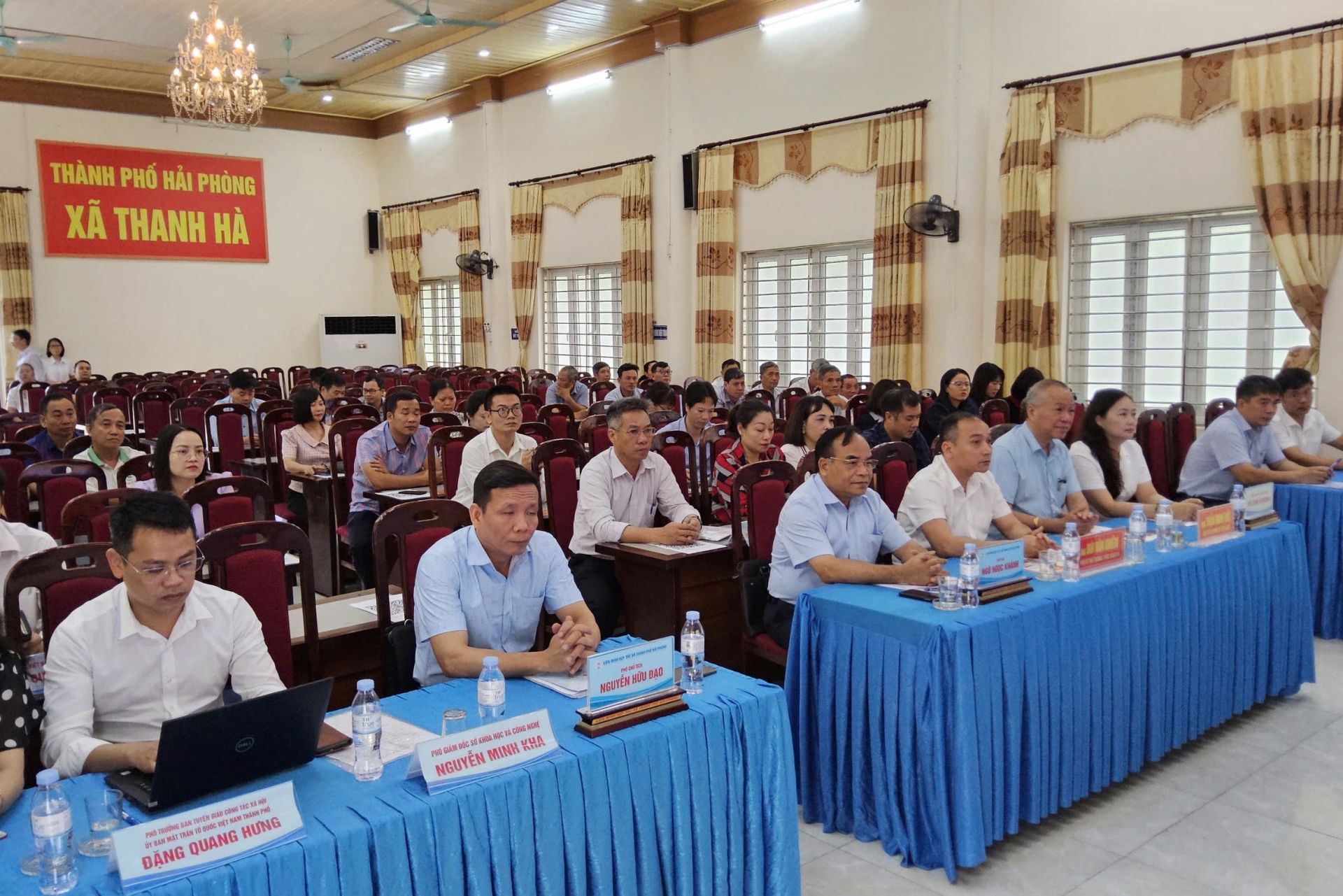 C&aacute;c đại biểu tham dự hội nghị.