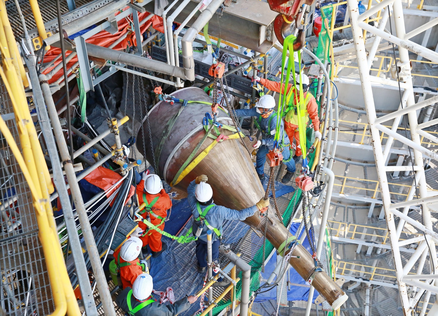 PVChem: Khởi đầu năm 2026 ấn tượng - doanh thu, lợi nhuận đồng loạt vượt kế hoạch