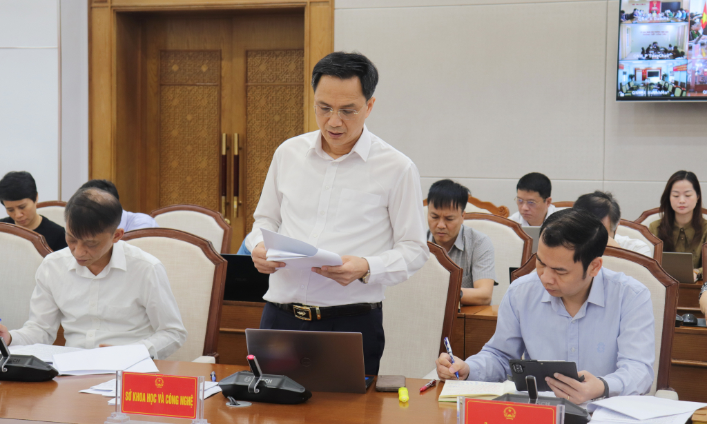 L&atilde;nh đạo Sở KH&CN Quảng Ninh b&aacute;o c&aacute;o kết quả thực hiện Nghị quyết số 57-NQ/TW của Bộ Ch&iacute;nh trị