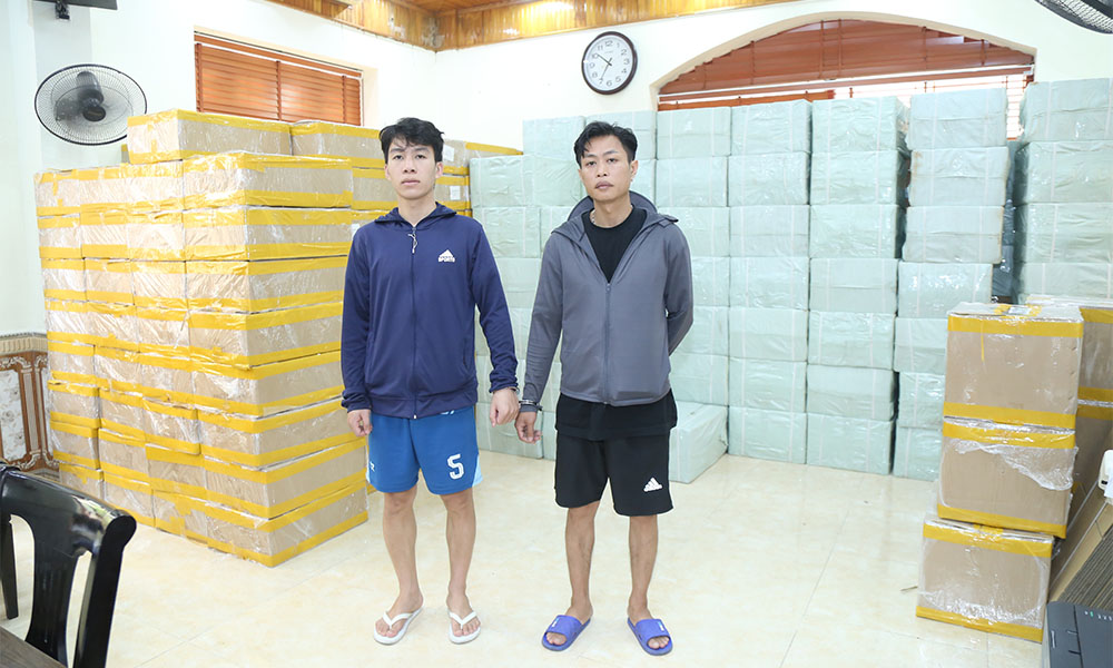 Bắc Ninh: Khởi tố 2 đối tượng tàng trữ hơn 17 nghìn cây thuốc lá nhập lậu