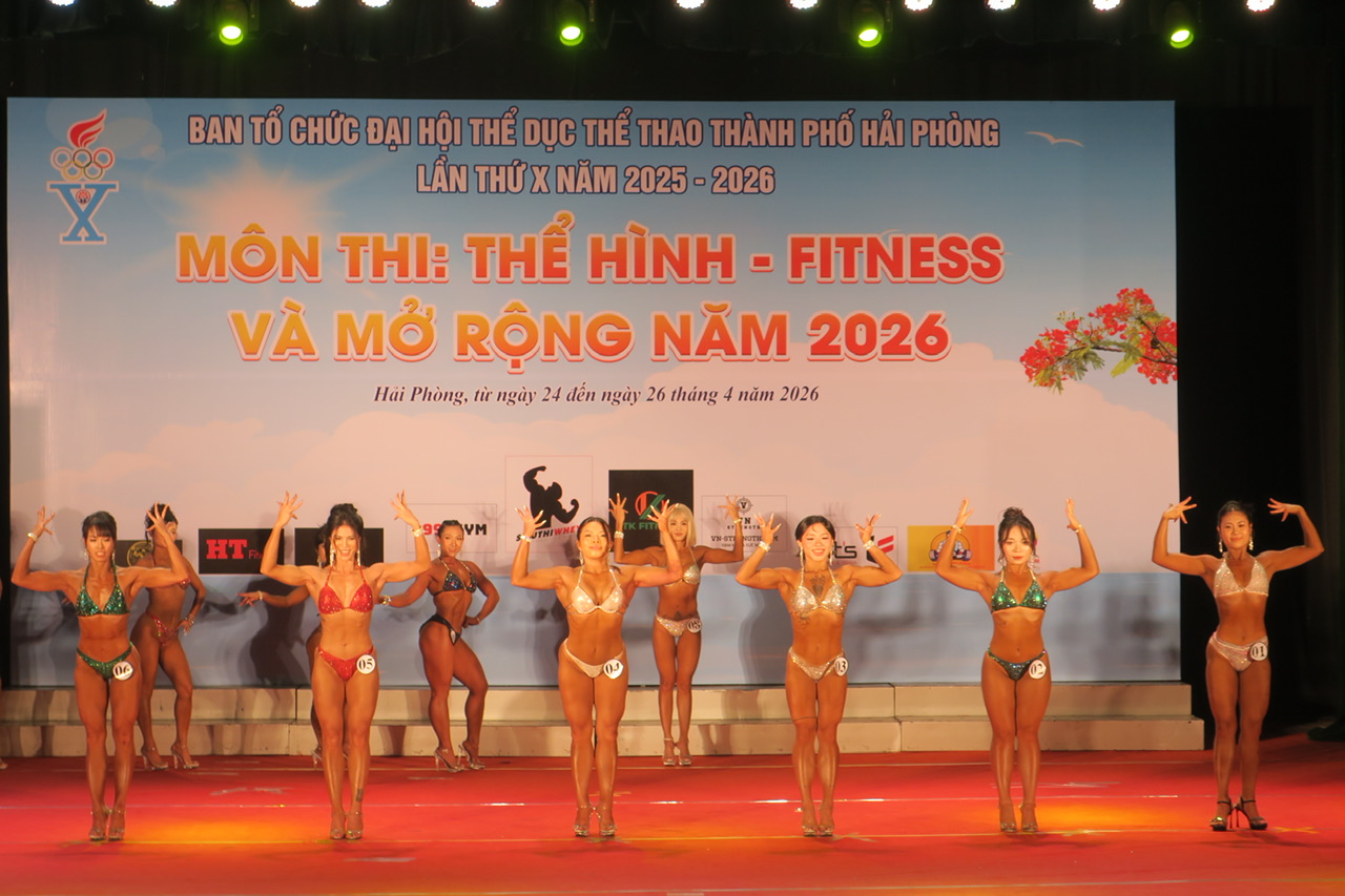 C&aacute;c vận động vi&ecirc;n thi đấu.