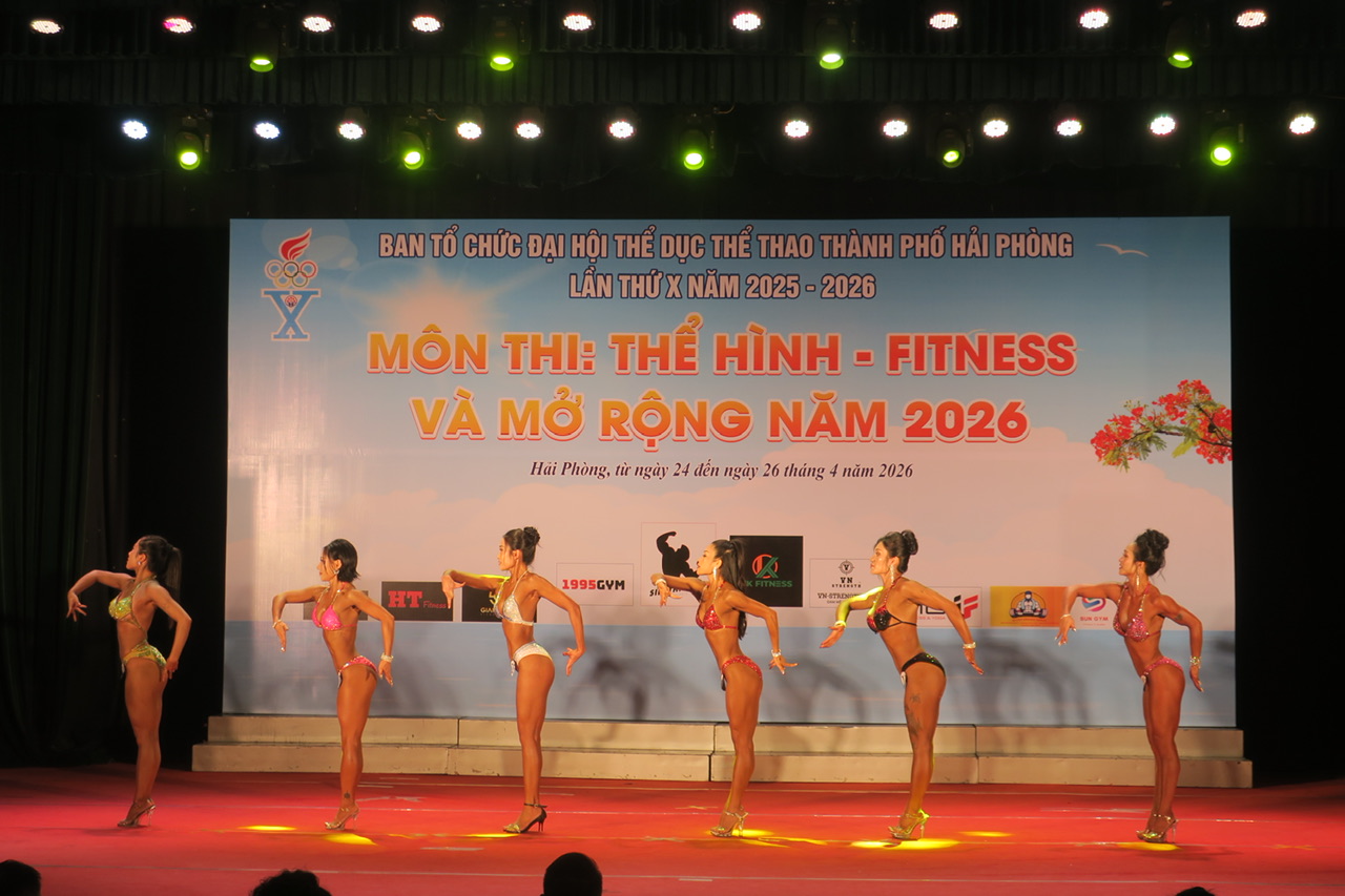 C&aacute;c vận động vi&ecirc;n thi đấu.