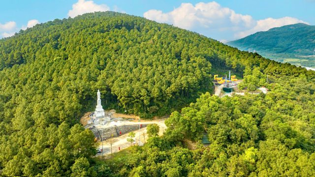 Khu di t&iacute;ch lịch sử - văn h&oacute;a Đại H&ugrave;ng - phường Nam Hồng Lĩnh.