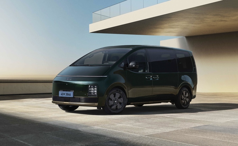 Hyundai Staria Limousine với thiết kế hiện đại v&agrave; kh&aacute;c biệt.
