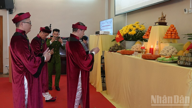 Người Việt tại Saint Petersburg tổ chức Lễ Giỗ Tổ và vinh danh con cháu Vua Hùng