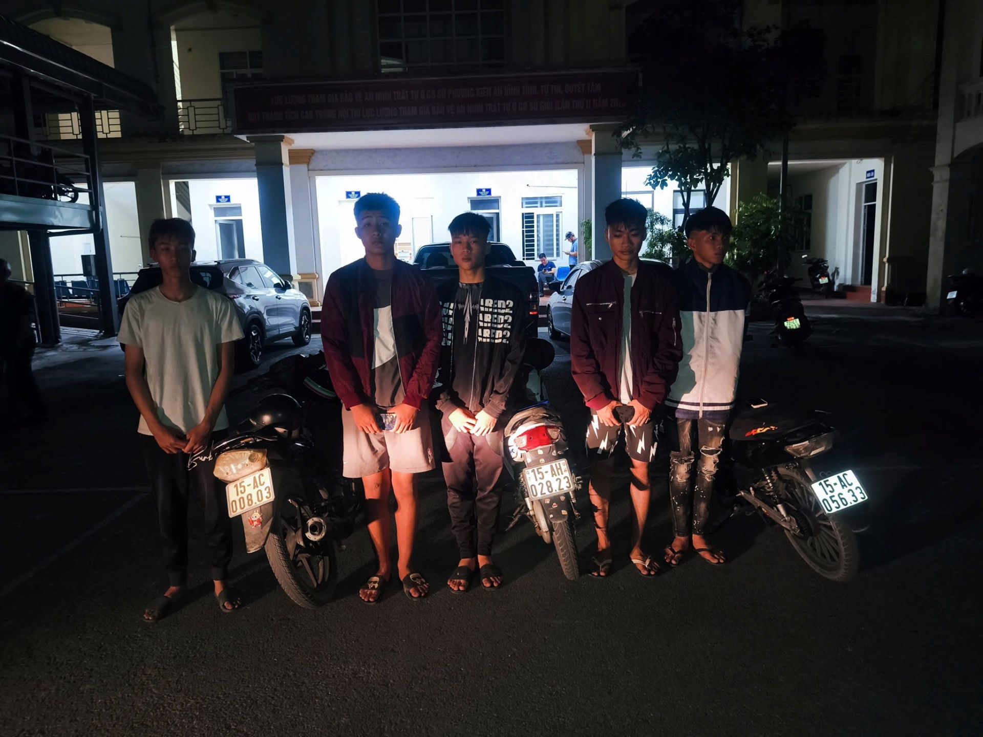 Hải Phòng: Xử lý 2 nhóm thanh thiếu niên vi phạm trật tự an toàn giao thông