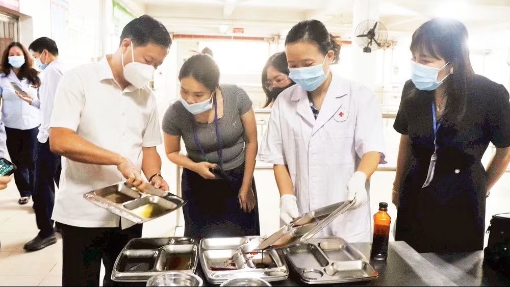 Chuyển mạnh tư duy quản lý, siết chặt quản lý an toàn thực phẩm