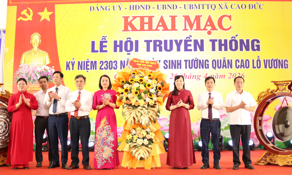 Khai hội kỷ niệm 2303 năm ng&agrave;y sinh tướng qu&acirc;n Cao Lỗ Vương.