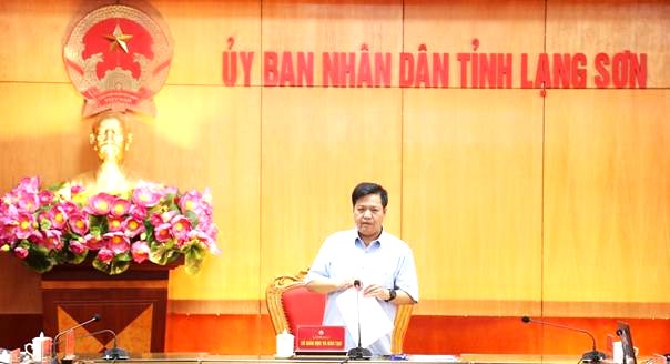 Ph&oacute; Gi&aacute;m đốc Sở Gi&aacute;o dục v&agrave; Đ&agrave;o tạo Lạng Sơn, Đặng Hồng Cường ph&aacute;t biểu